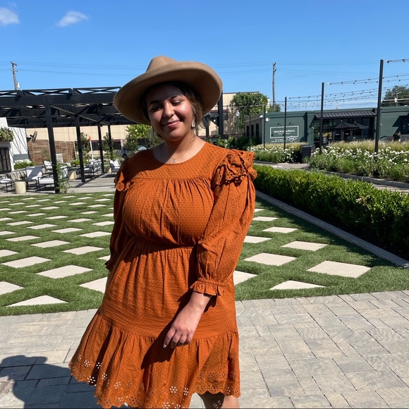 🐝✨ thanks for shopping with me :) - Picture 2 of 5